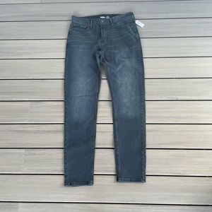 Old Navy NWT Men’s Relaxed Slim Taper Jeans Size 32x34
